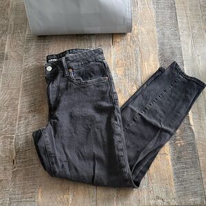 Old Navy High-Waisted Button-Fly OG Straight Ankle Jeans Size 4 Faded Black